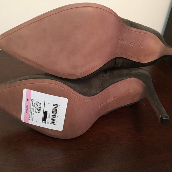 BCBGeneration Ava Size 10 Army Green Suede Ankle Boots - Picture 6 of 7